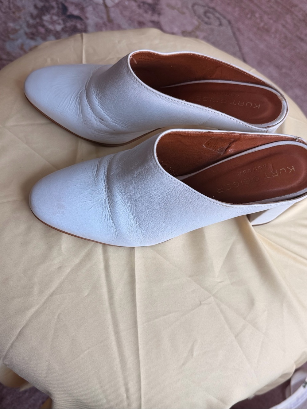 Kurt Geiger White Leather Mule Heels - size 39